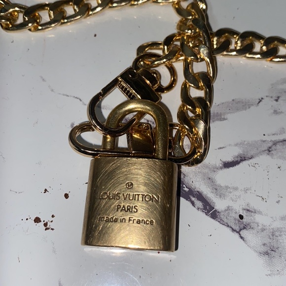 Authentic Louis Vuitton Lock with Chain - Picture 10 of 14